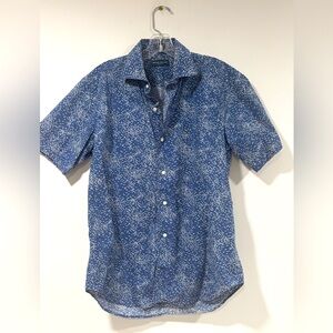 Peter Millar Short Sleeve Blue Button Down Shirt Tiny Fish Print Size Medium